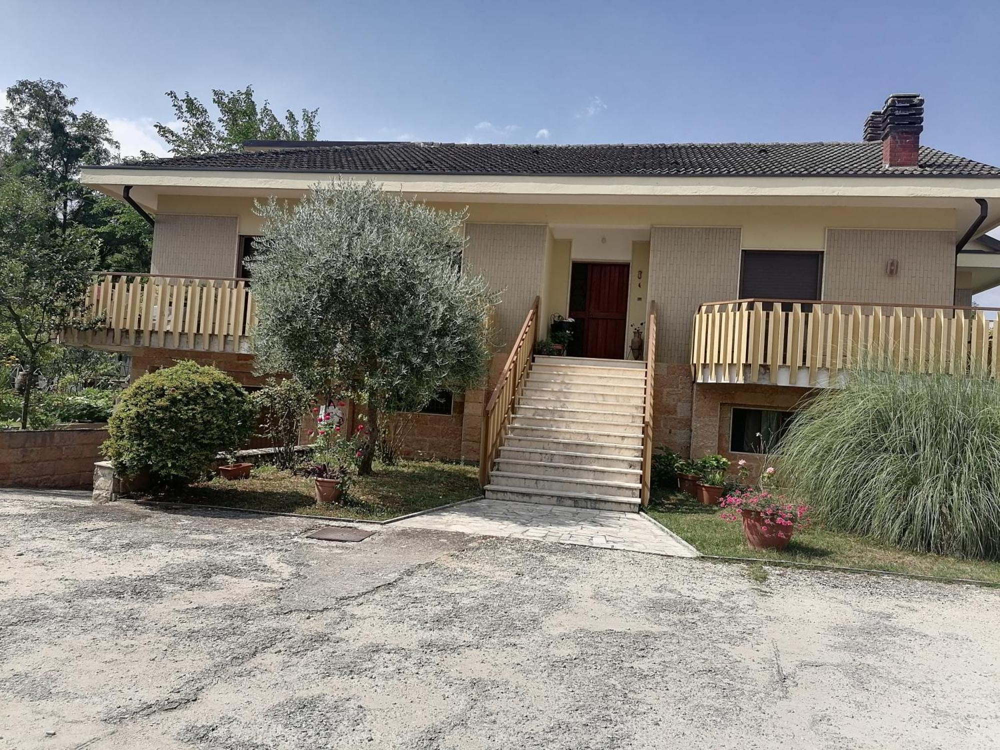 B&B Villaggio Sole Sulmona Exterior photo